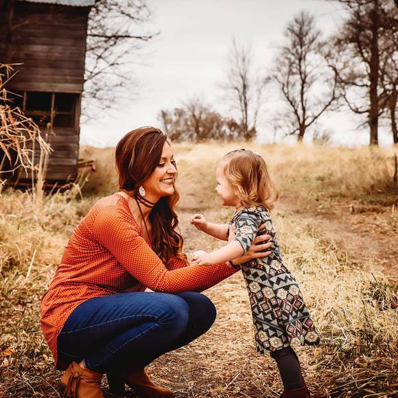 Meet your Posher, Lacey - Picture 1 of 1